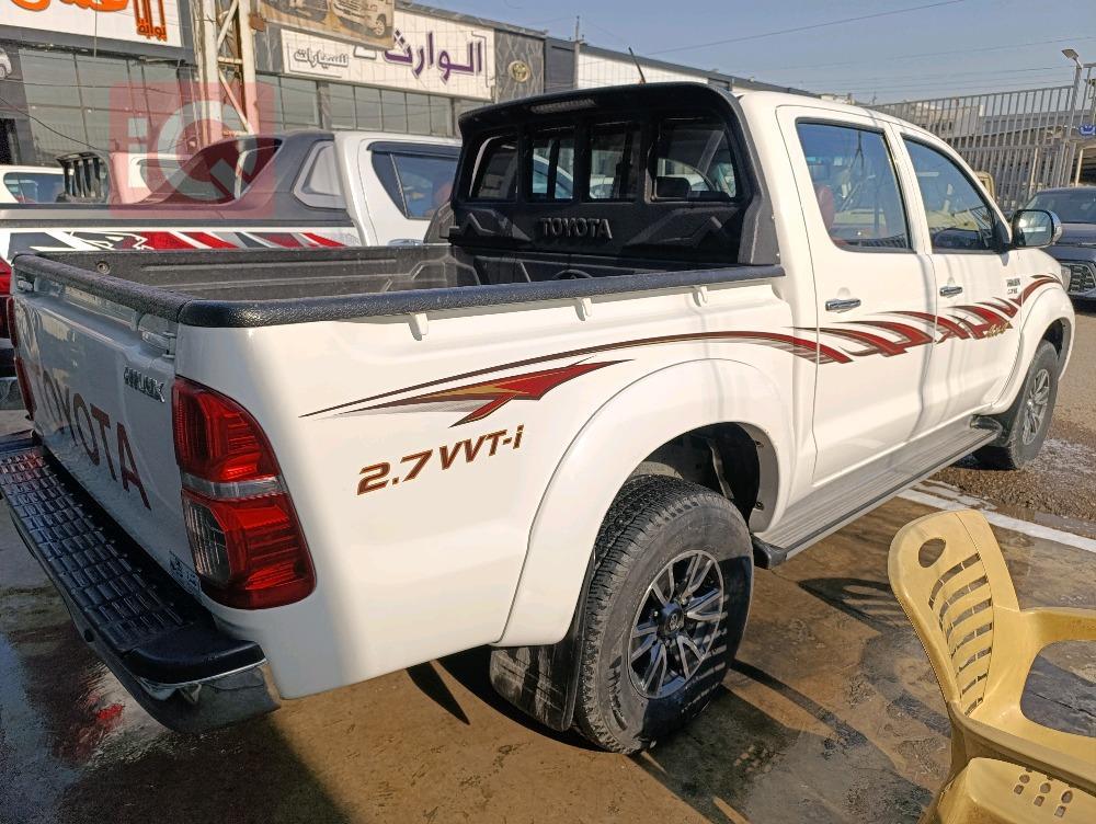 Toyota Hilux